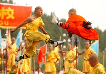 少(shǎo)林(lín)寺：少(shǎo)林(lín)武術(shù)的(de)功用(yòng)（少(shǎo)林(lín)寺心意把功法诠釋）