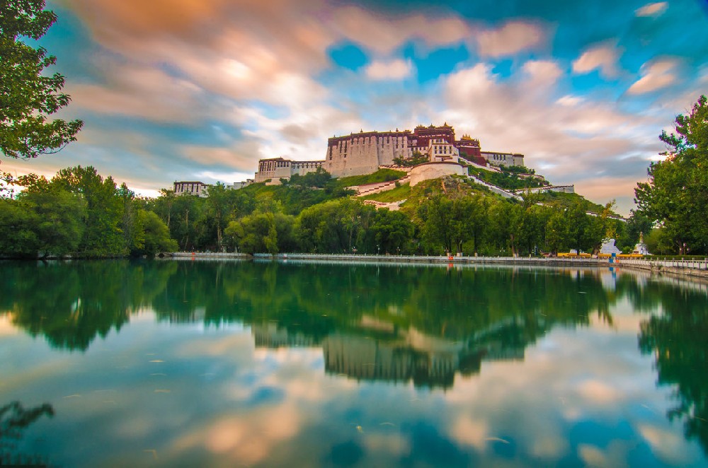 廬山(shān)*婺源*西(xī)遞宏村(cūn)*景德鎮雙卧六日(rì)遊（廬山(shān)婺源景德鎮四日(rì)遊）