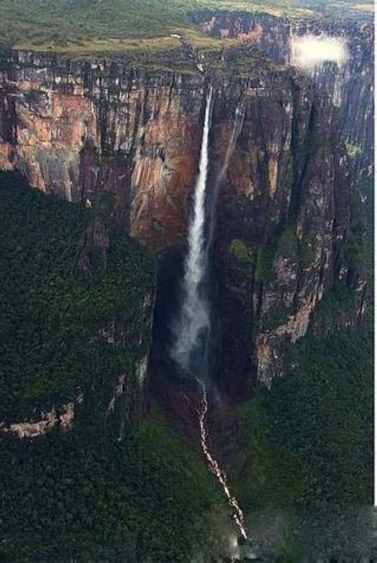 世上(shàng)史無前例的(de)大(dà)瀑布（圖）（世界10大(dà)瀑布）