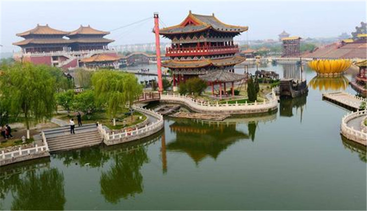 開(kāi)封品質純玩(wán)一(yī)日(rì)遊（清園 包公祠 小(xiǎo)宋城(chéng)）（開(kāi)封有(yǒu)包公祠嗎(ma)）