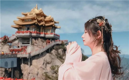 “女(nǚ)神節” 栾川各大(dà)景區(qū)重磅福利來(lái)襲！（栾川景點門(mén)票(piào)價格）