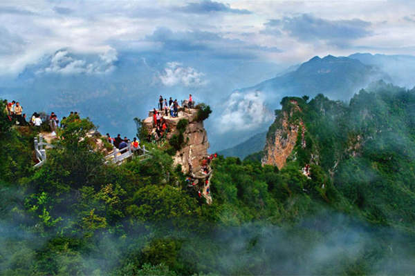 神農(nóng)山(shān)旅遊攻略（神農(nóng)山(shān)風(fēng)景區(qū)圖片大(dà)全）